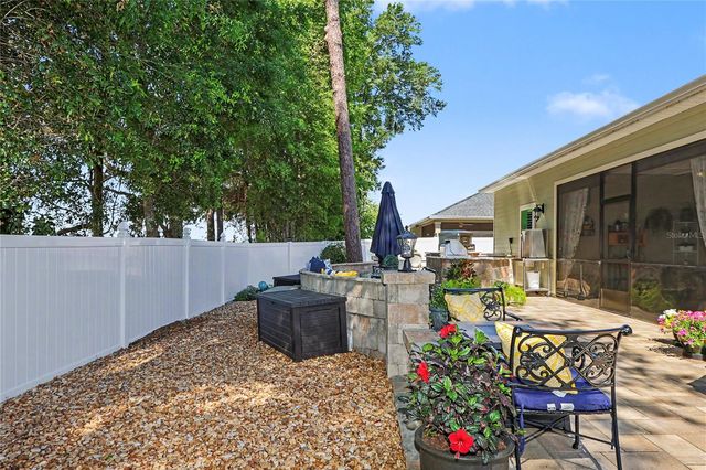 7863 SW 74TH LOOP, Ocala, FL 34481