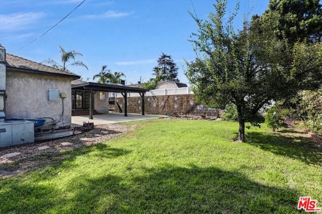 6254 Ben Avenue, Los Angeles, CA 91606