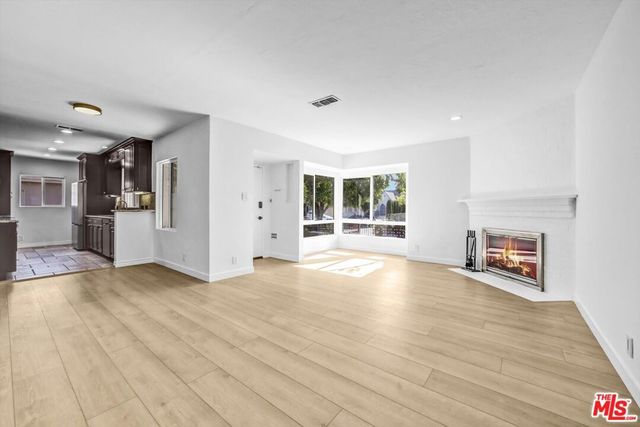 6254 Ben Avenue, Los Angeles, CA 91606