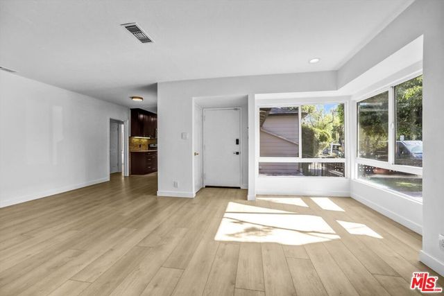 6254 Ben Avenue, Los Angeles, CA 91606