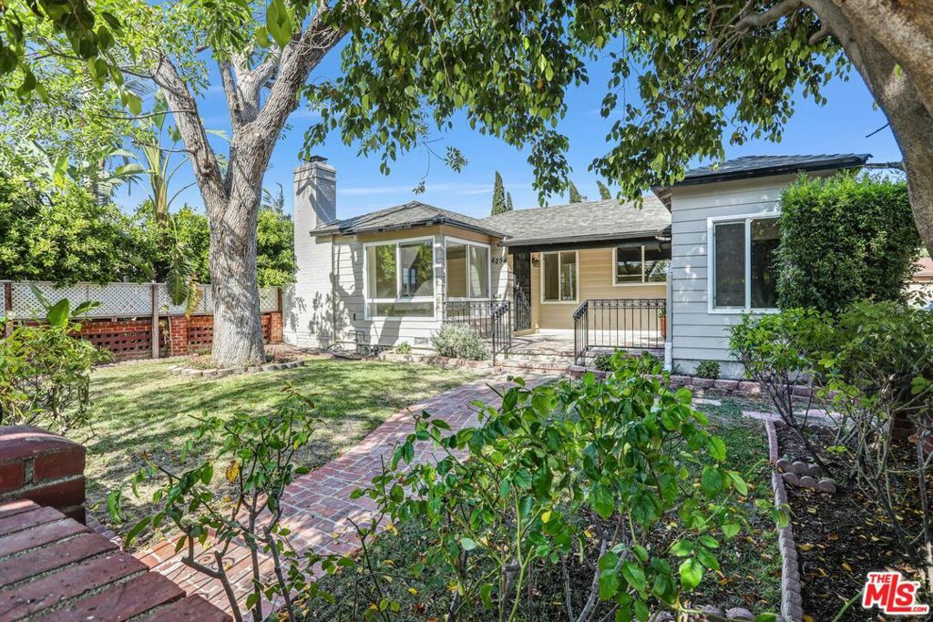 6254 Ben Avenue, Los Angeles, CA 91606