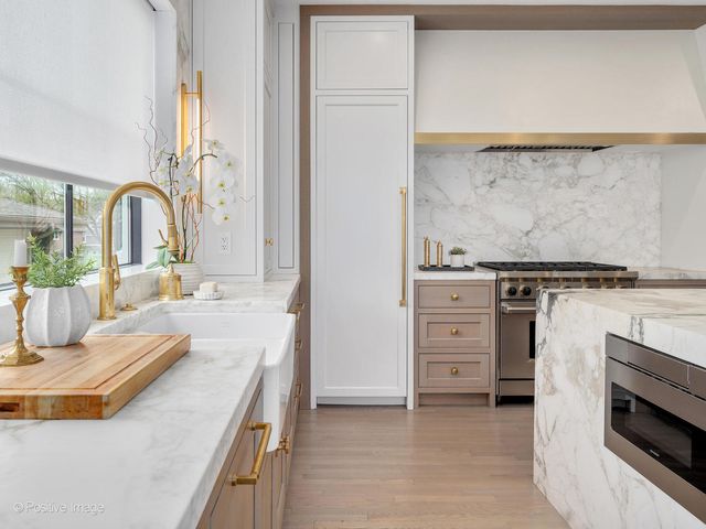 5425 Central Avenue, Western Springs, IL 60558