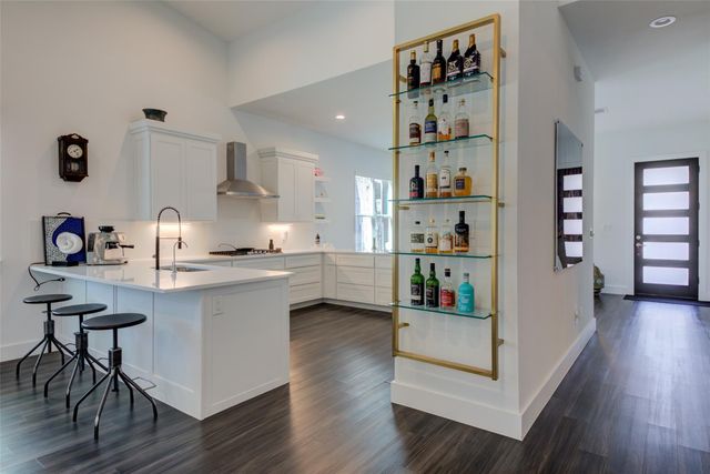 170 Bunker Ranch BLVD 64, Dripping Springs, TX 78620