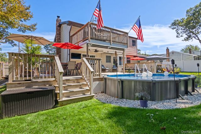 14 Mountain Street, Lake Ronkonkoma, NY 11779