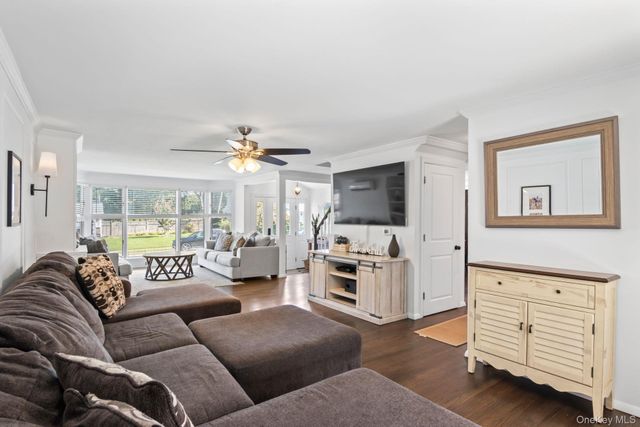 14 Mountain Street, Lake Ronkonkoma, NY 11779