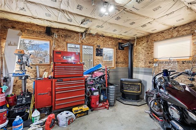 802 5th Avenue S, Lewistown, MT 59457