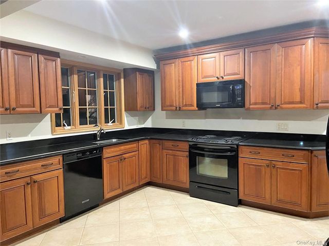 312 E Beech Street Main, Long Beach, NY 11561