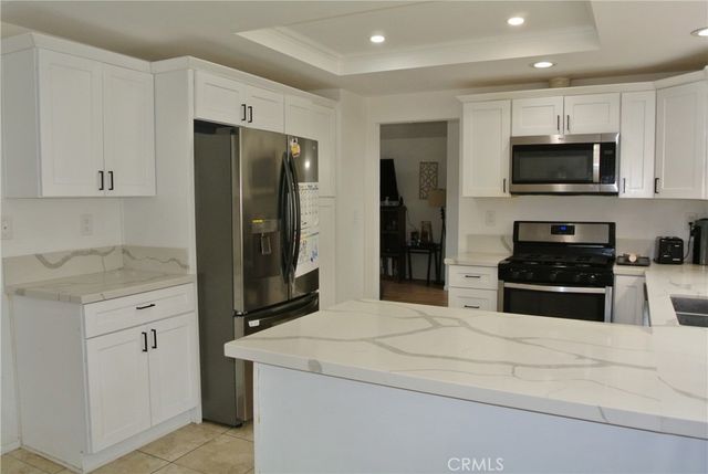 27702 Bridlewood, Castaic, CA 91384