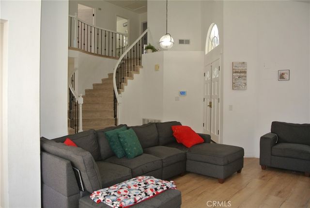 27702 Bridlewood, Castaic, CA 91384