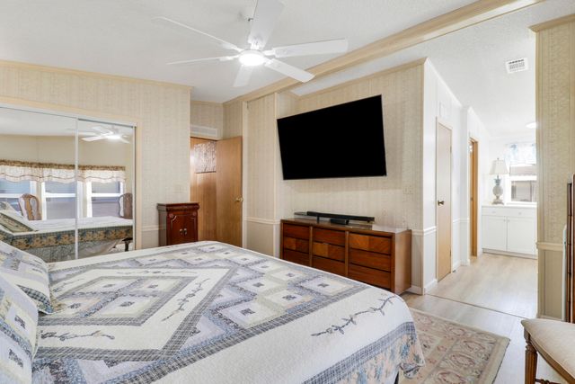 7750 SE Shenandoah Drive, Hobe Sound, FL 33455