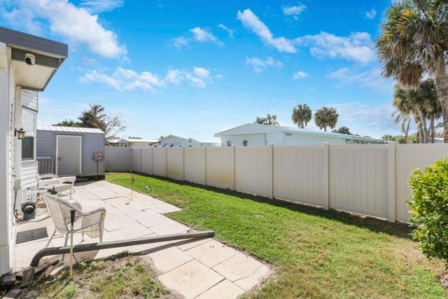 7750 SE Shenandoah Drive, Hobe Sound, FL 33455