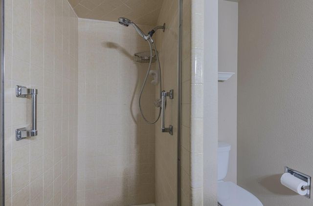 330 Woodside Drive 104, Salinas, CA 93901