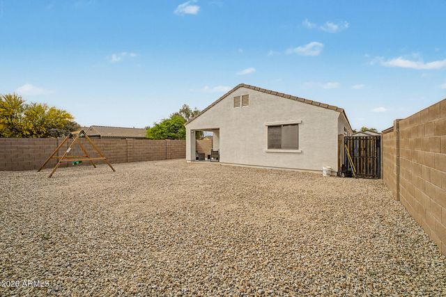 1385 E Kelsi Avenue, San Tan Valley, AZ 85140