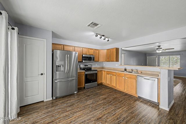 1385 E Kelsi Avenue, San Tan Valley, AZ 85140