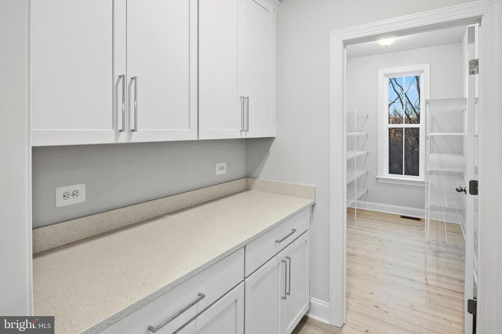 Image 20 of property listing at 4496 ILCHESTER RD, Ellicott City, MD 21043