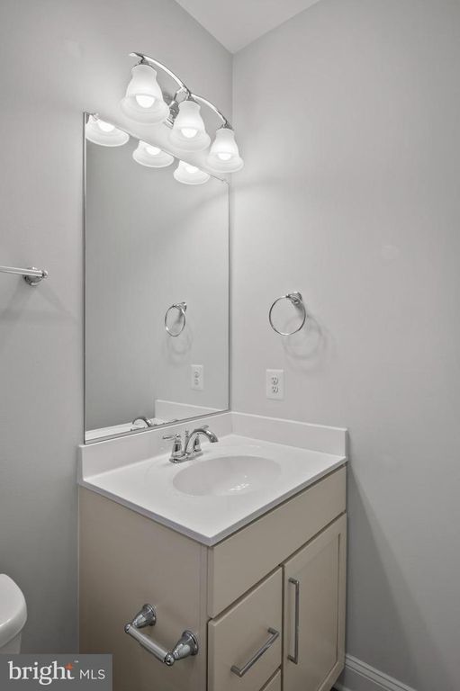 Image 54 of property listing at 4496 ILCHESTER RD, Ellicott City, MD 21043