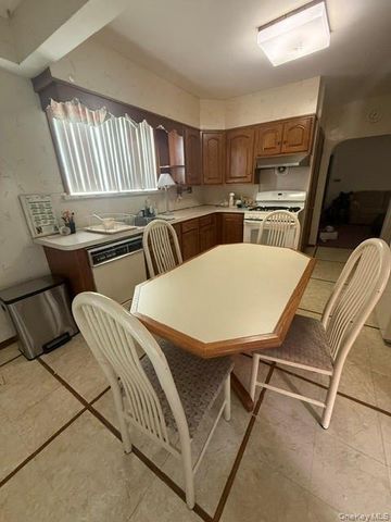 6 Wilson Street, East Rockaway, NY 11518