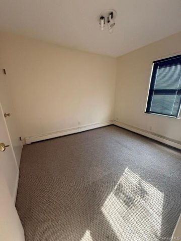 6 Wilson Street, East Rockaway, NY 11518