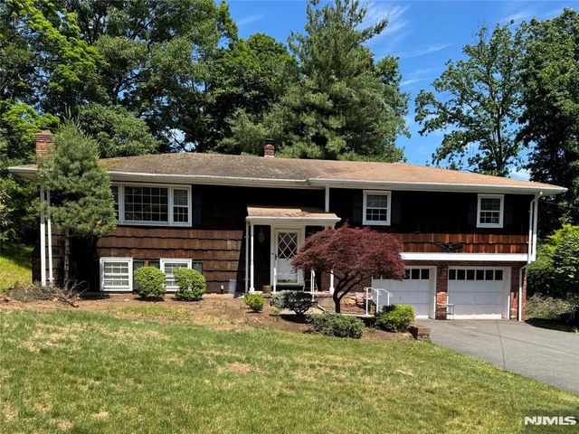 76 Cider Mill, Hawthorne, NJ 07506