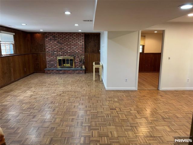76 Cider Mill, Hawthorne, NJ 07506