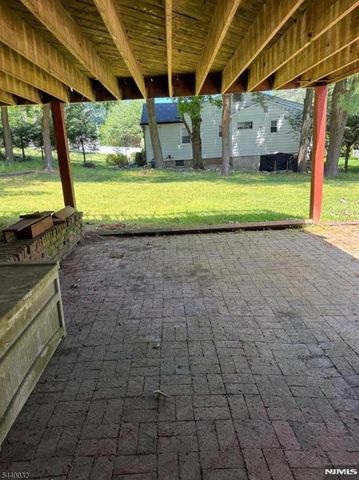 76 Cider Mill, Hawthorne, NJ 07506