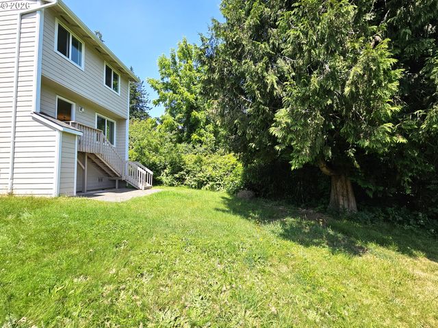 4343 GRANT St, West Linn, OR 97068