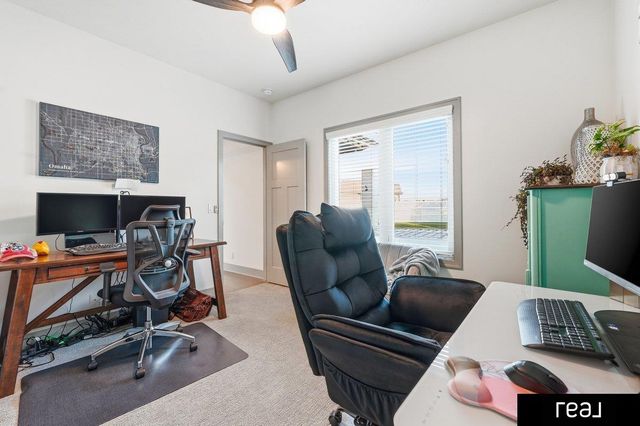 21825 H Street, Elkhorn, NE 68022