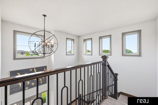 21825 H Street, Elkhorn, NE 68022