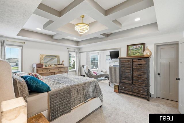 21825 H Street, Elkhorn, NE 68022