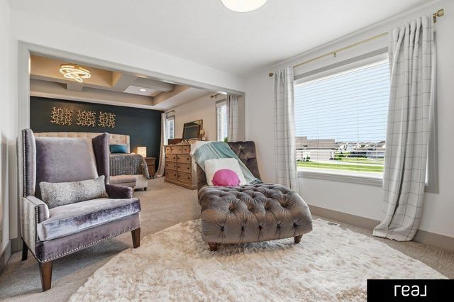21825 H Street, Elkhorn, NE 68022