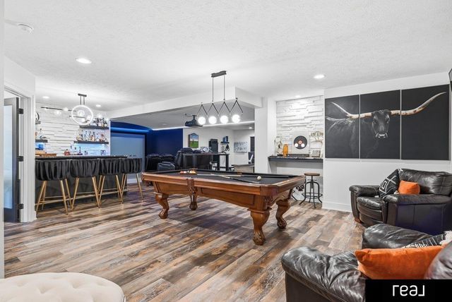 21825 H Street, Elkhorn, NE 68022