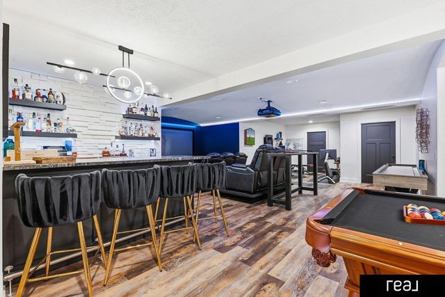 21825 H Street, Elkhorn, NE 68022