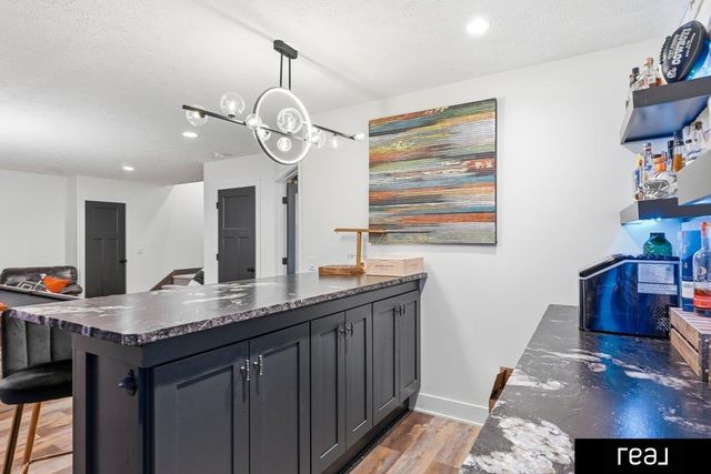 21825 H Street, Elkhorn, NE 68022