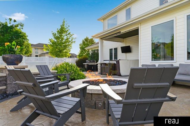 21825 H Street, Elkhorn, NE 68022