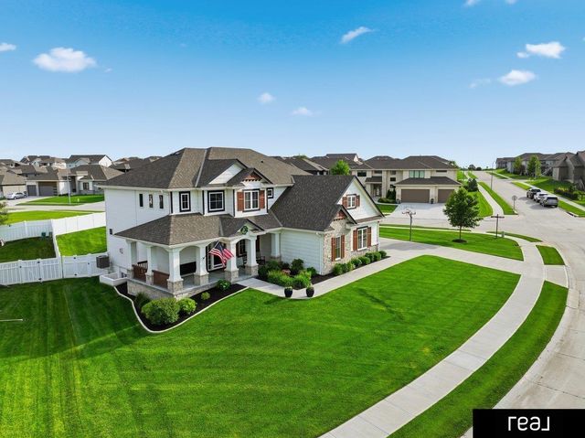 21825 H Street, Elkhorn, NE 68022