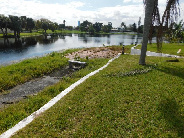 1250 NW 63rd Way, Margate, FL 33063