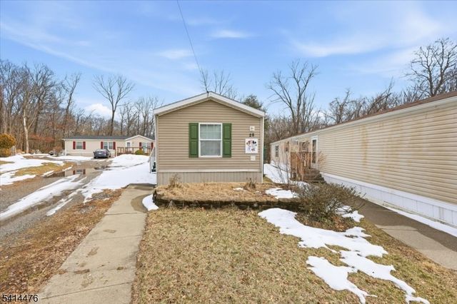 28 Daniel Lane, Rockaway Boro, NJ 07866