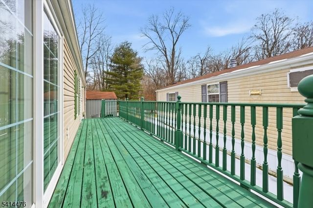 28 Daniel Lane, Rockaway Boro, NJ 07866