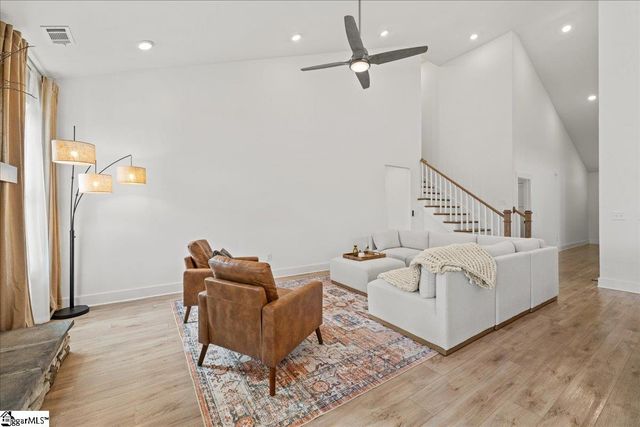 215 Founders Boulevard, Central, SC 29630
