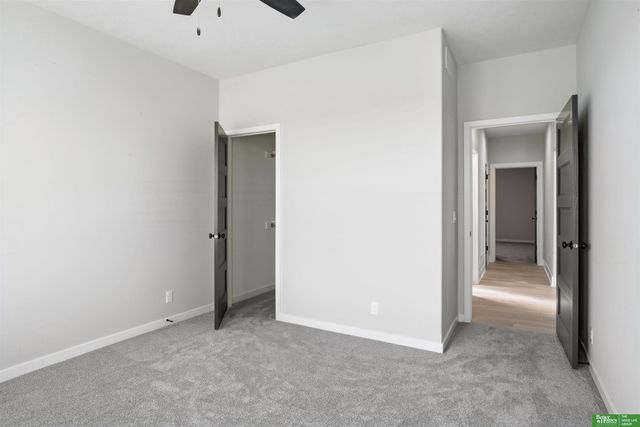 10809 S 219th Avenue, Gretna, NE 68028