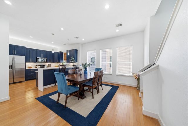 1910 Fletcher Street, Houston, TX 77009