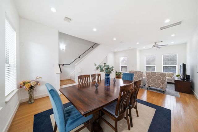 1910 Fletcher Street, Houston, TX 77009