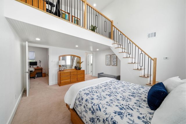 1910 Fletcher Street, Houston, TX 77009