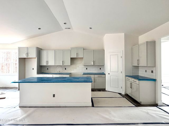 111 Driftwood Court, Sanford, NC 27330