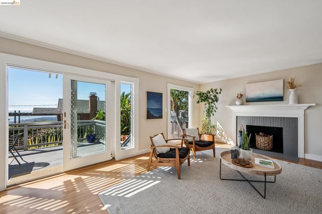 290 Colgate Ave, Kensington, CA 94708