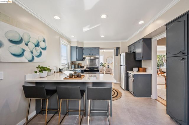 290 Colgate Ave, Kensington, CA 94708