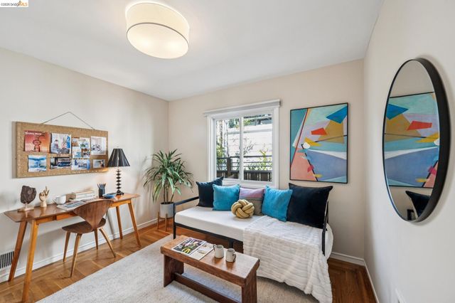 290 Colgate Ave, Kensington, CA 94708