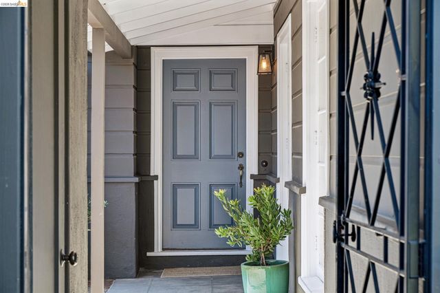 290 Colgate Ave, Kensington, CA 94708