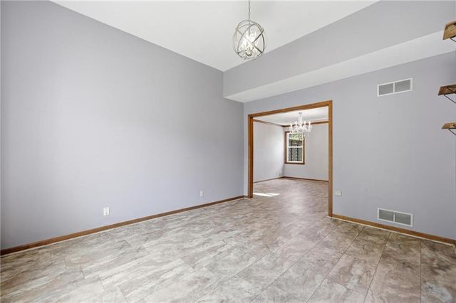 4100 NE SHADY LANE Drive, Gladstone, MO 64119
