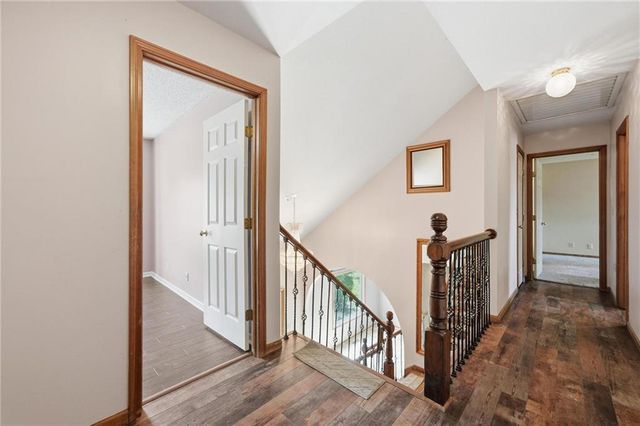 4100 NE SHADY LANE Drive, Gladstone, MO 64119